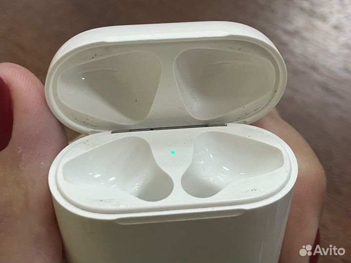 Airpods чехол