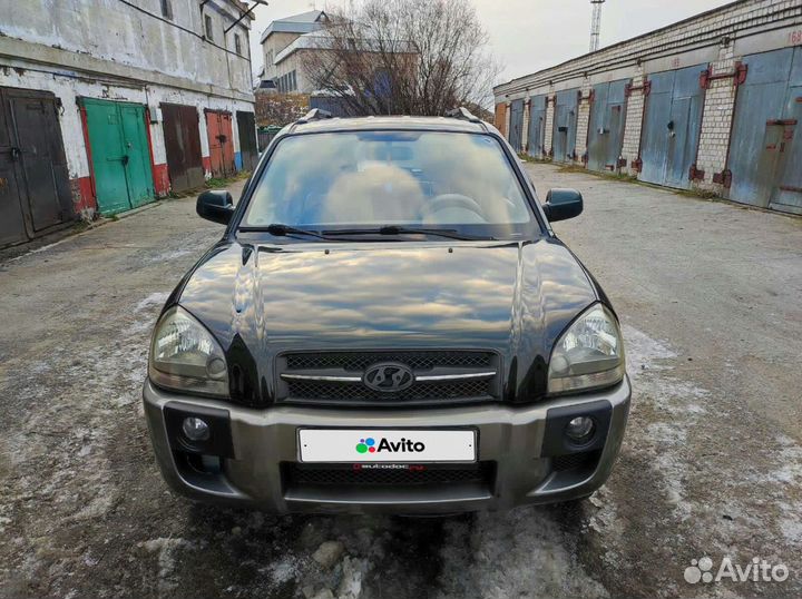 Hyundai Tucson 2.0 AT, 2008, 217 000 км