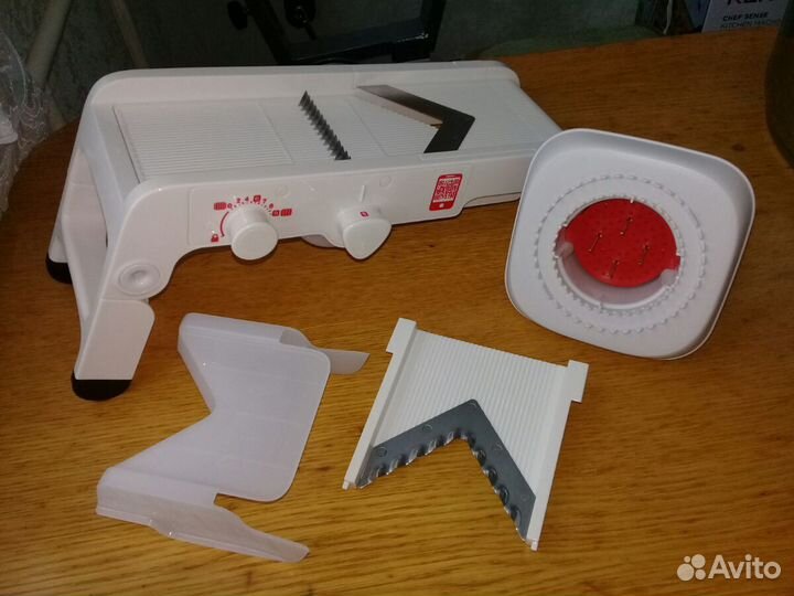 Терка-шинковка «Мандолина» Tupperware