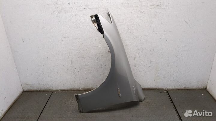 Крыло Lexus IS, 2007