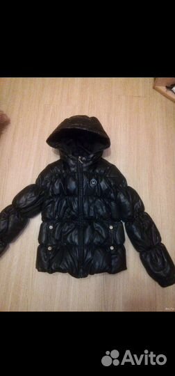 Пуховик Benetton р.128