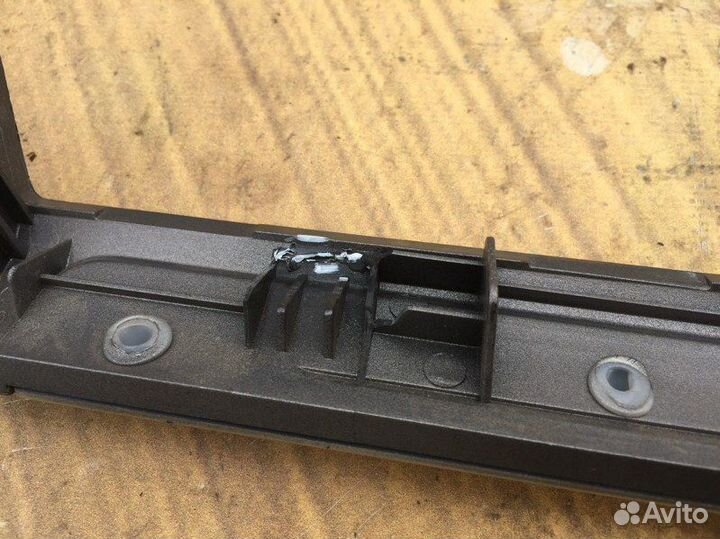 Накладка декоративная передняя Opel Vectra C sedan