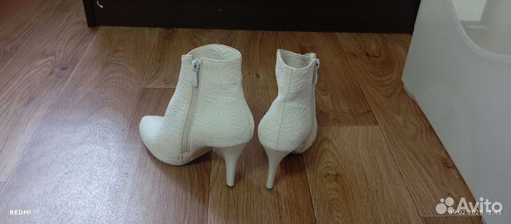 Полусапожки и туфли