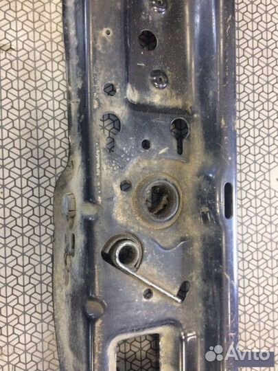 Верхняя планка телевизора Opel Astra H Z16XER