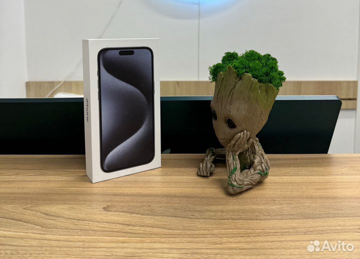 iPhone 15 Pro, 256 ГБ