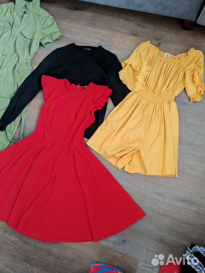 Пакет вещей, платья 42-44