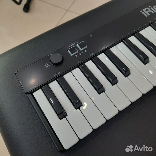 IK Multimedia iRig Keys 25, миди-клавиатура