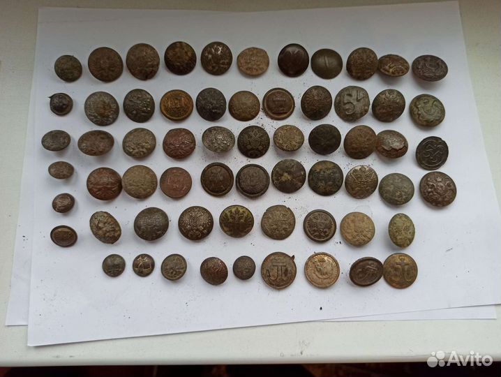 Лот пуговиц ри