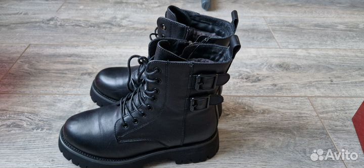 Ботинки женские 37 размер Mascotte