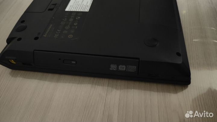 Lenovo b590/core i5/gt610m/8ram/ssd+hdd