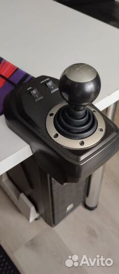 Игровой руль с педалями и коробкой передач