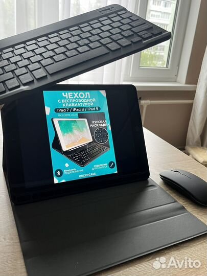 Чехол клавиатура с мышкой беспроводной