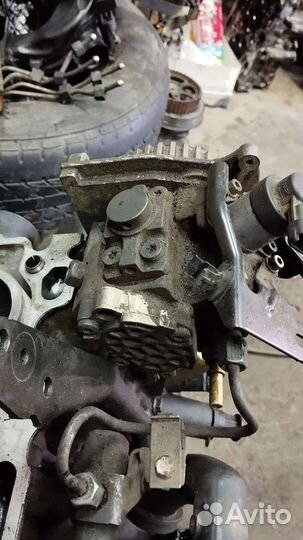 Топливный насос Peugeot 1.6hdi