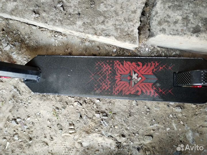 Трюковой самокат