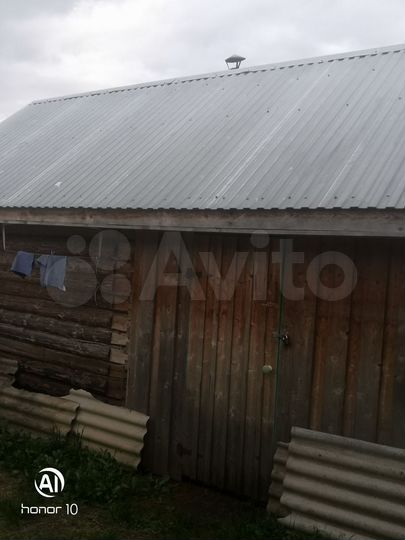 Комната 42 м² в 2-к., 1/2 эт.