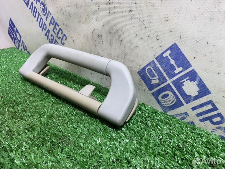 Ручка потолка задняя правая Bmw E39 седан 2.5 M52