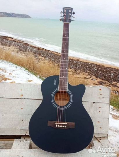 Гитара акустическая