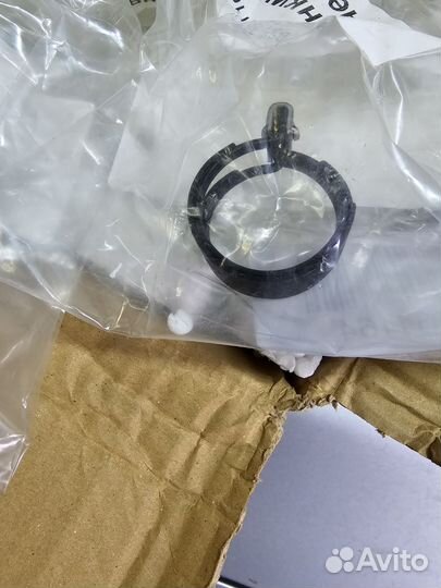 Бачок гидроусилителя jzx110