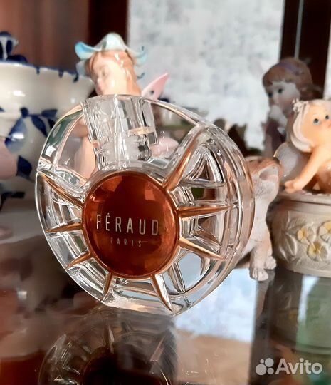 Feraud. Ocsar de la Renta. Yllozuria. De Bourbon