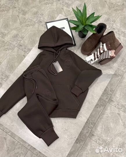 Спортивный костюм женский теплый