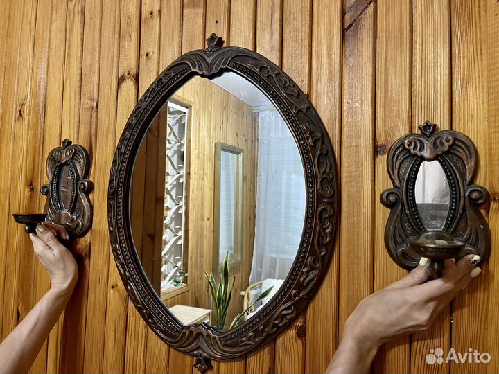Зеркало настенное в бронзовой раме