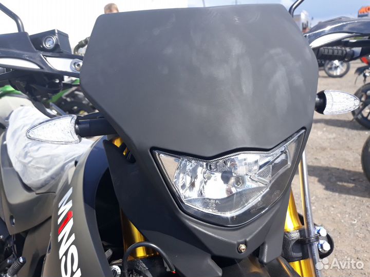 Мотоцикл минск х250 M1NSK + шлем. Черный