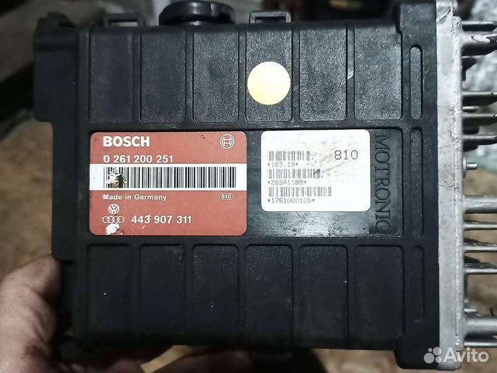 Блок управления двигателя Ауди 80