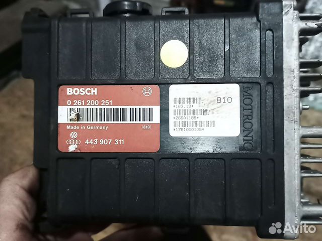 Блок управления двигателя Ауди 80
