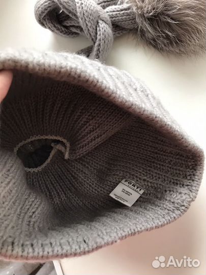 Шапка женская вязаная