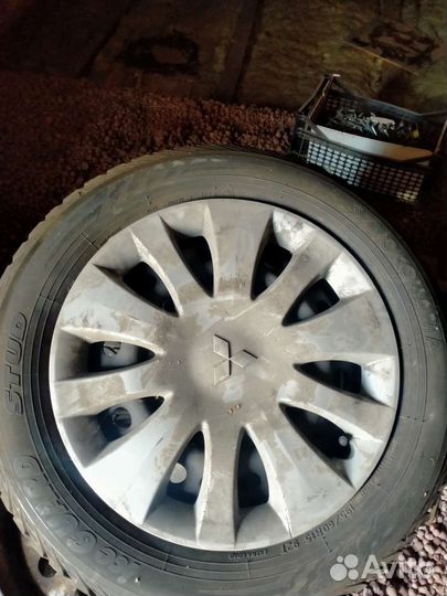 Bridgestone Ice Cruiser 7000 205/65 R15