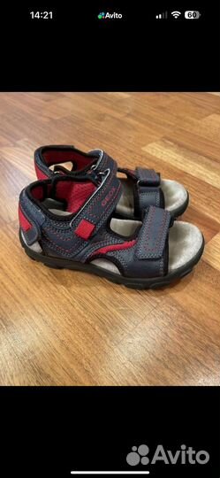 Сандалии для мальчика geox 27