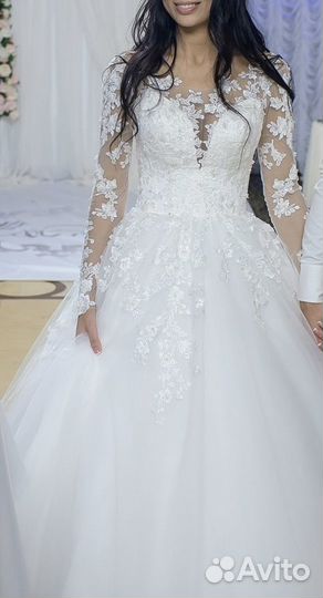 Свадебное платье