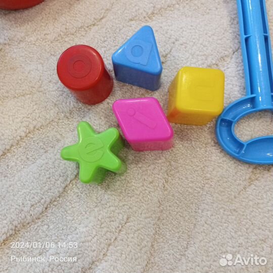 Развивающие игрушки для малышей пакетом, бу