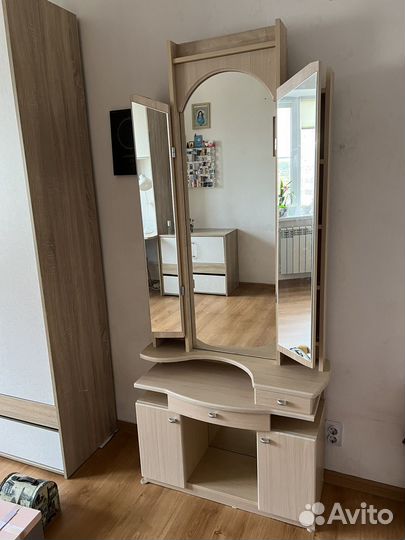 Трельяж с зеркалом