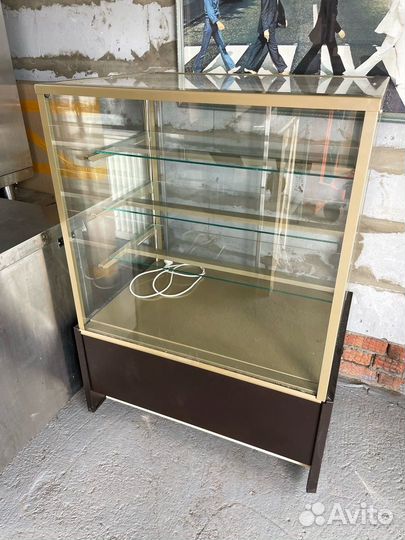 Витрина кондитерская