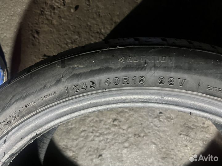 Tourador Winter Pro TSU1 245/40 R19 и 275/35 R19 102H