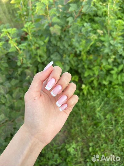 Маникюр на дому