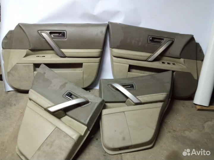 Infiniti FX35 обшивка багажника