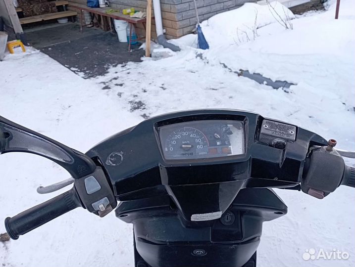 Продам скутер Yamaha axis