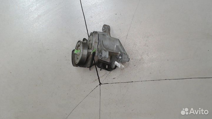 Натяжитель приводного ремня Toyota Camry V40, 2011
