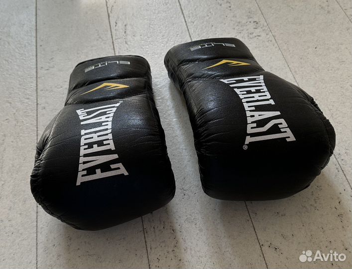 Боксерские перчатки everlast