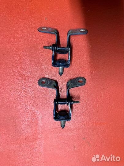 Крышка петли багажника Chrysler Jeep Grand