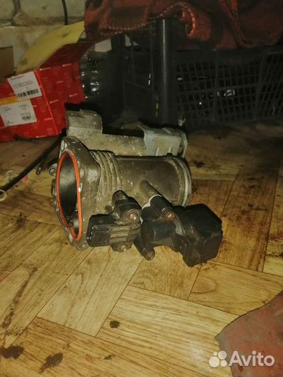 Дросснльная заслонка м43