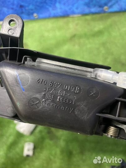 Ручка двери внутренняя передняя левая Audi A6 C6