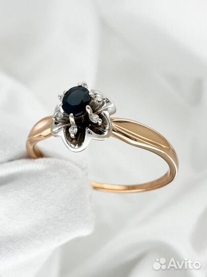 Золотое кольцо с бриллиантами, сапфир 585 / 2.94 г