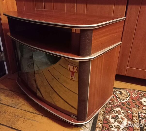 Тумба под телевизор