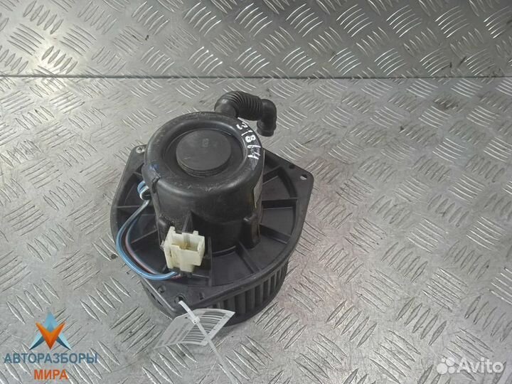 Моторчик печки Nissan Serena С23 2-й рест. 1998