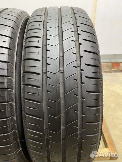 Bridgestone Ecopia NH100 RV 215/60 R17 96H