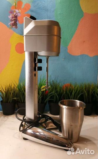 Блендер милкшейкер со стаканом milk shake