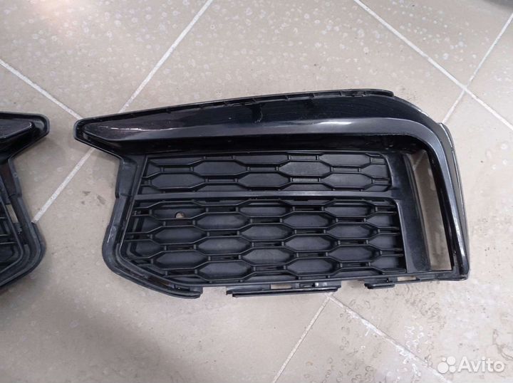 BMW g 30 решетки переднего бампера